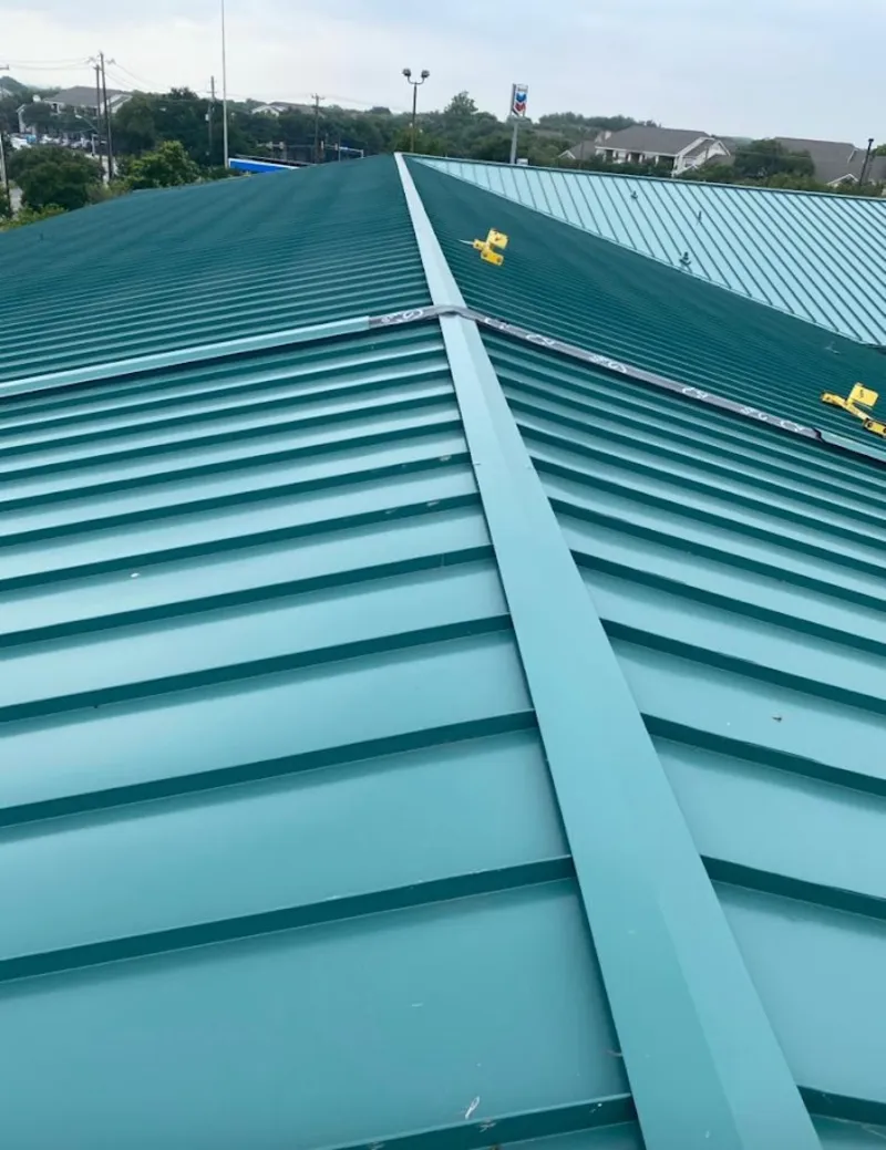 Green commercial metal roof ridge and valley for Metal Roof Repair in Palatka